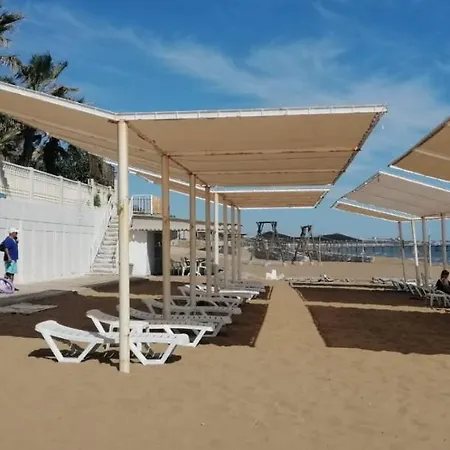 Side, Antalya Sahilde Deniz Manzarali Sahane *