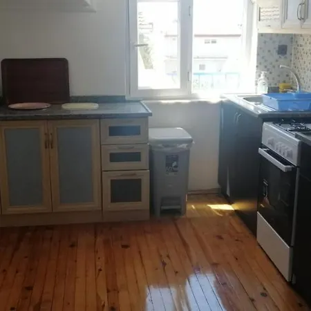 Side, Antalya Sahilde Deniz Manzarali Sahane *