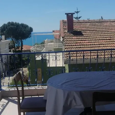 Side, Antalya Sahilde Deniz Manzarali Sahane Side